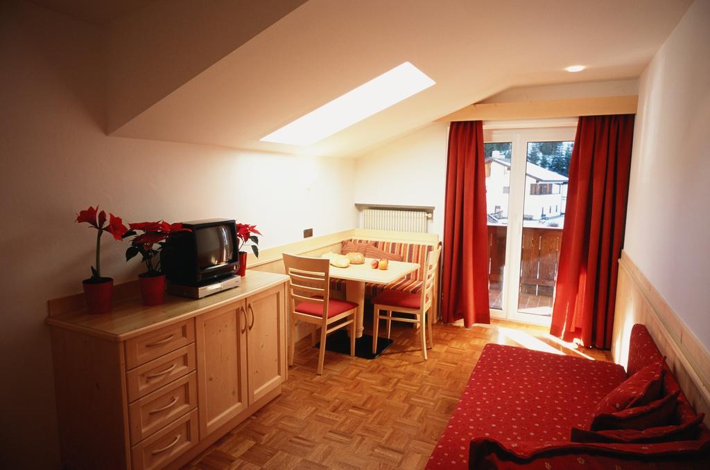 Residence Frea Selva di Val Gardena Bilik gambar